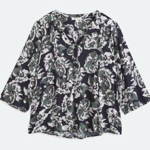 MONDAY FUN Kearney Henley Blouse